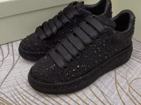 Sneakers for Both Men and Women